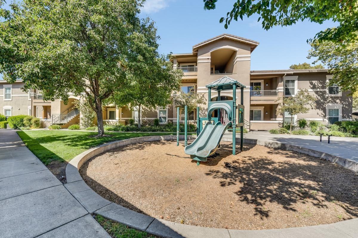 1850 Club Center Dr - Photo 2 of 35