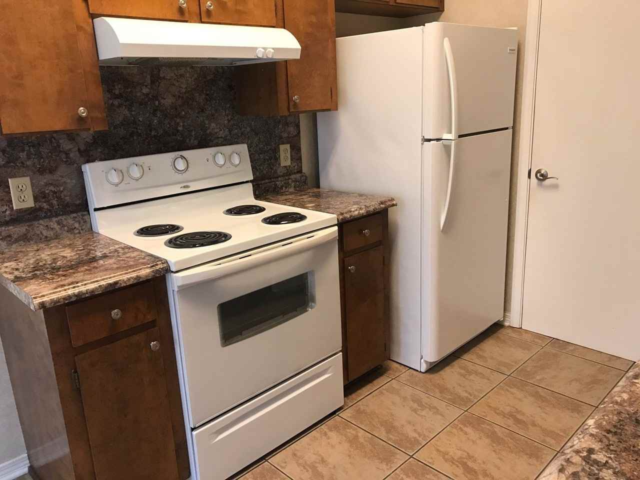 3142 Cedar Creek Dr - Photo 6 of 12