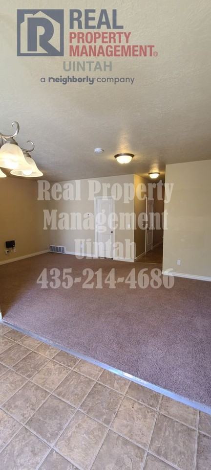 431 E Gray Fox Ln - Photo 6 of 24