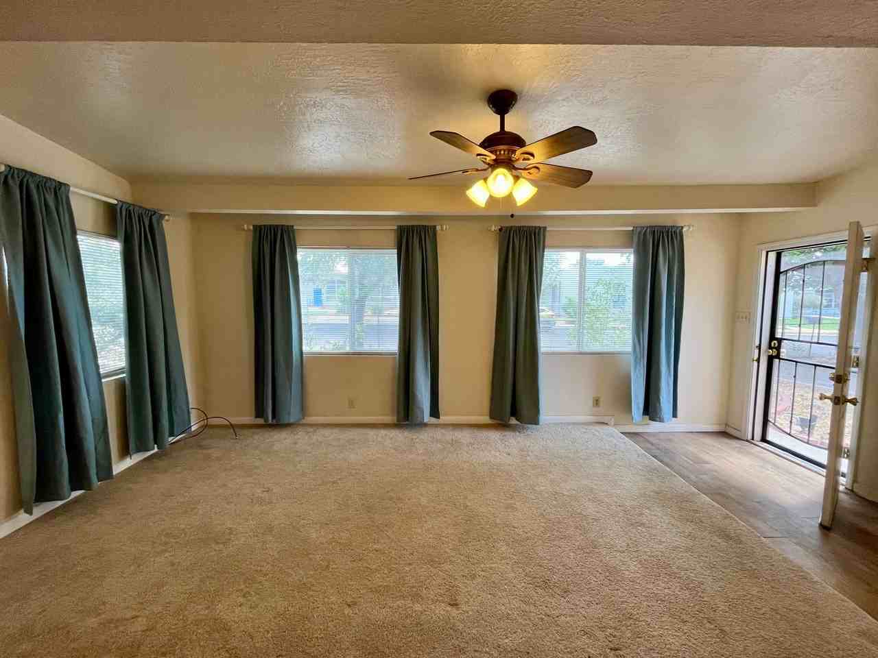 9205 Shoshone Rd Ne - Photo 2 of 10