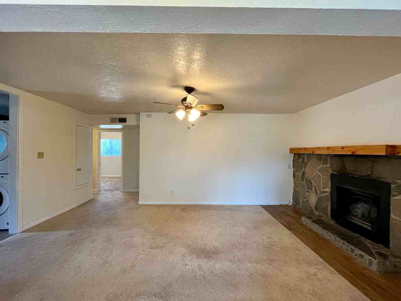 9205 Shoshone Rd Ne - Photo 3 of 10