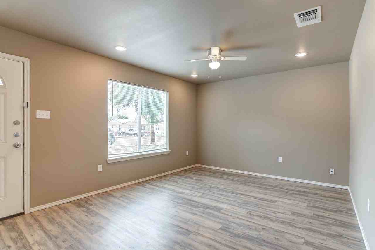 3605 E 3rd Pl - Photo 2 of 21