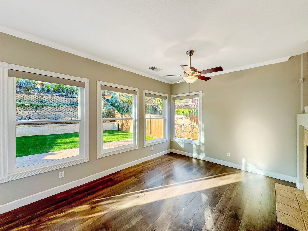 12203 Libelle Ct - Photo 6 of 33