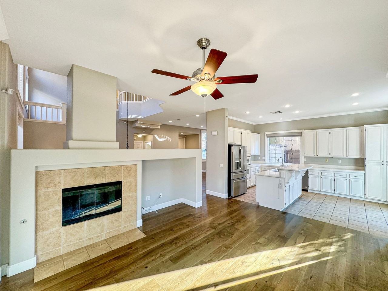 12203 Libelle Ct - Photo 4 of 33