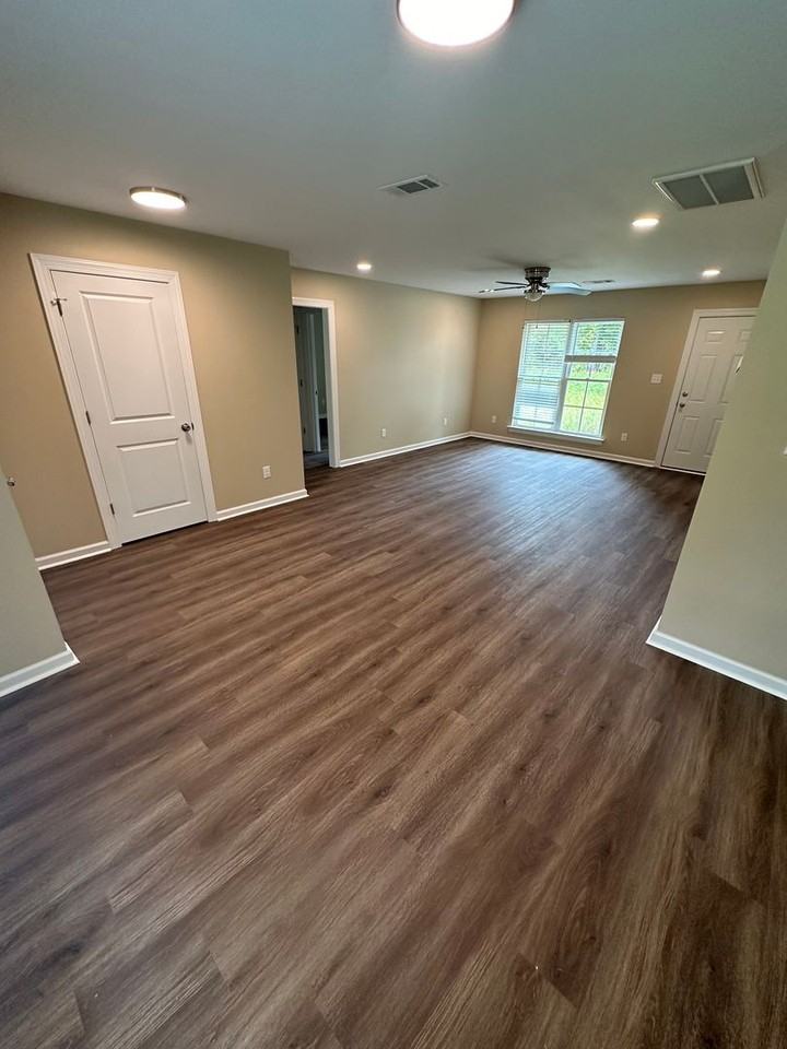3512 Moss Island Ct - Photo 6 of 10