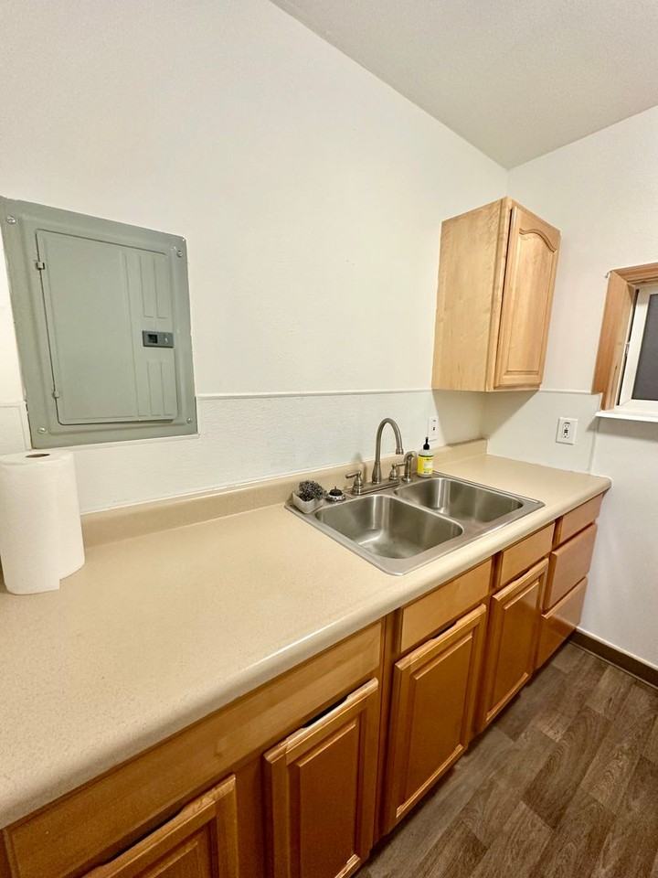 39511 Balderdash Rd - Photo 4 of 13