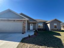 180 Andrews Dr - Photo 1 of 1