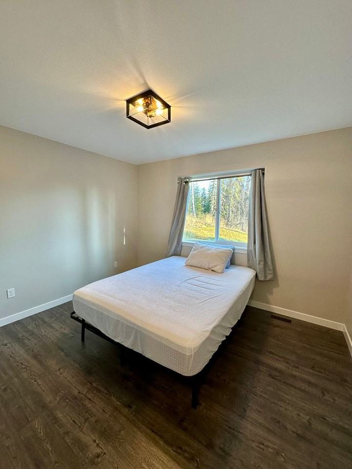 748 Cahill Ln - Photo 7 of 13