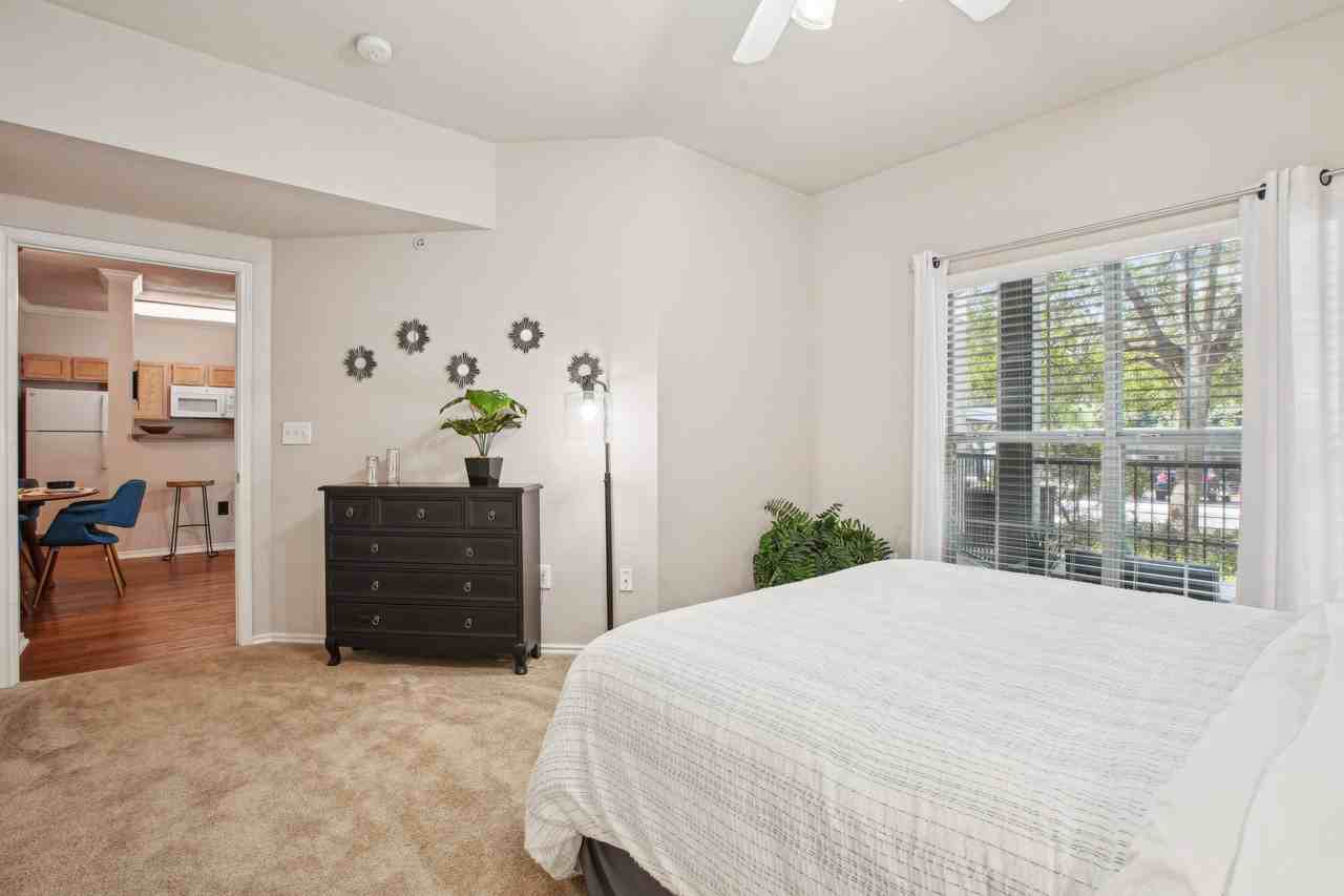 Escalante - Photo 7 of 29