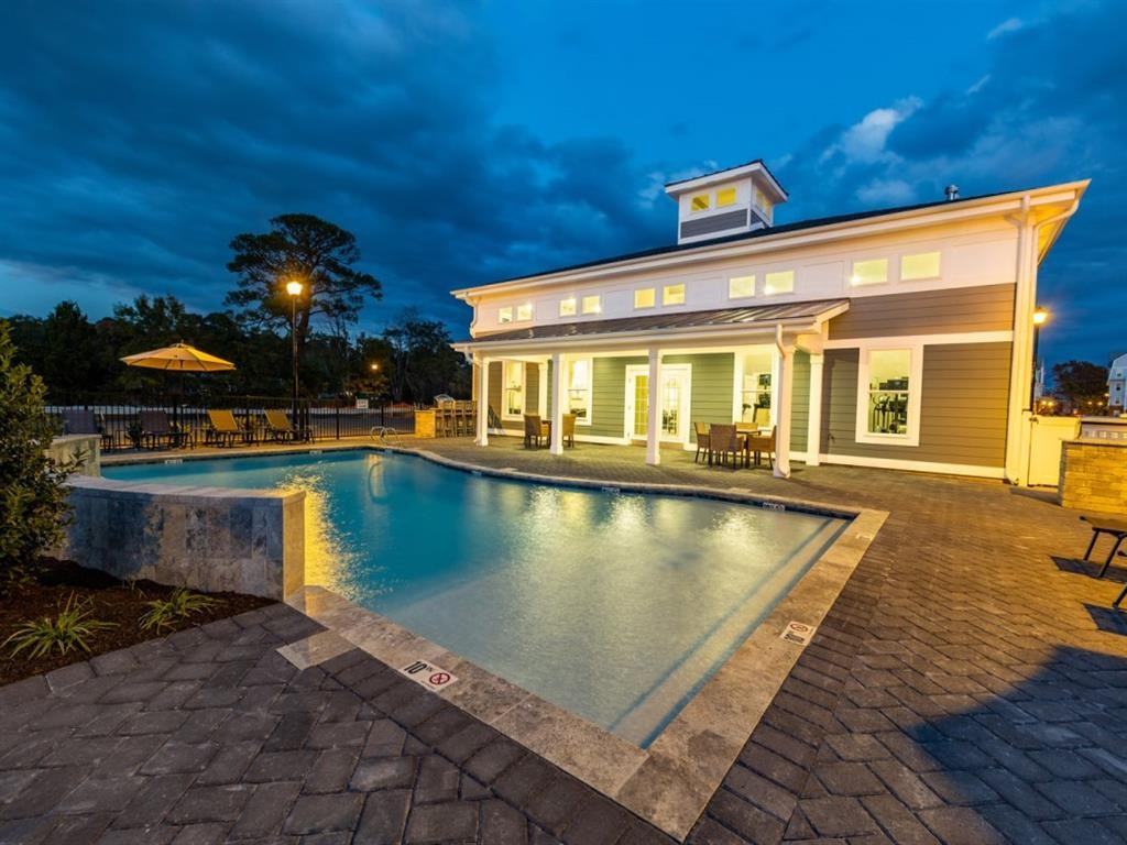 Westport Apartments - Photo 3 of 23