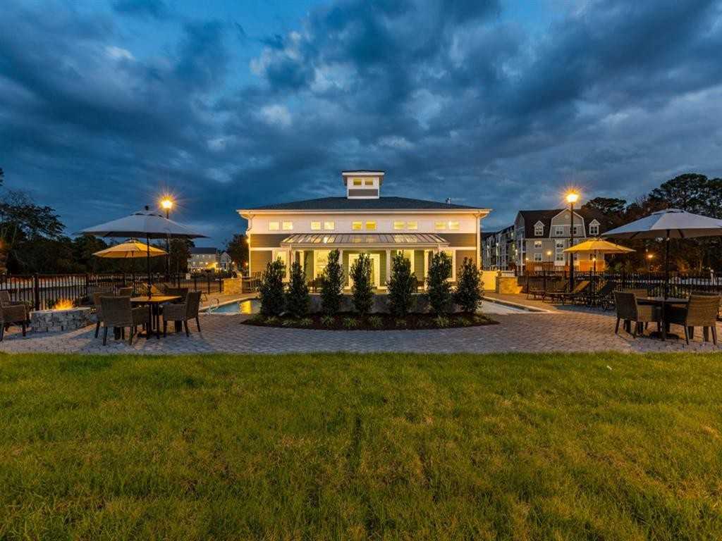 Westport Apartments - Photo 5 of 23