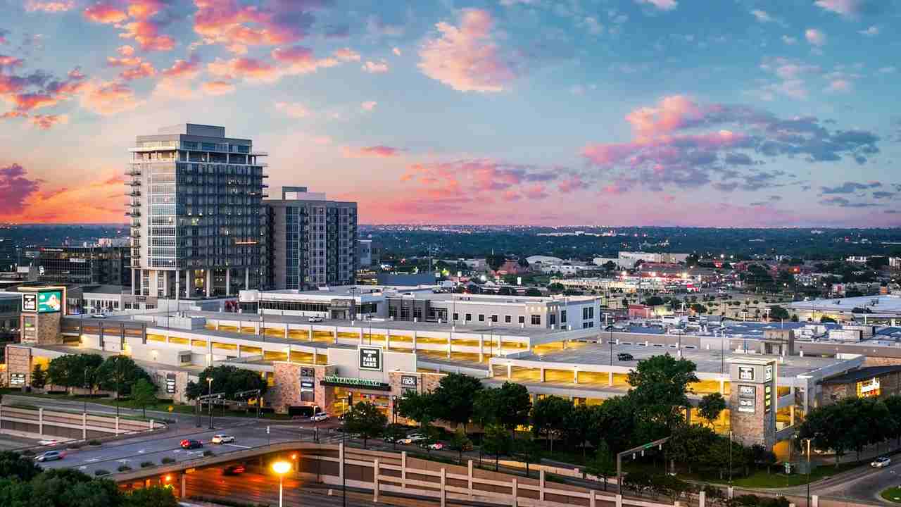 The Heights at Park Lane - Photo 2 of 50