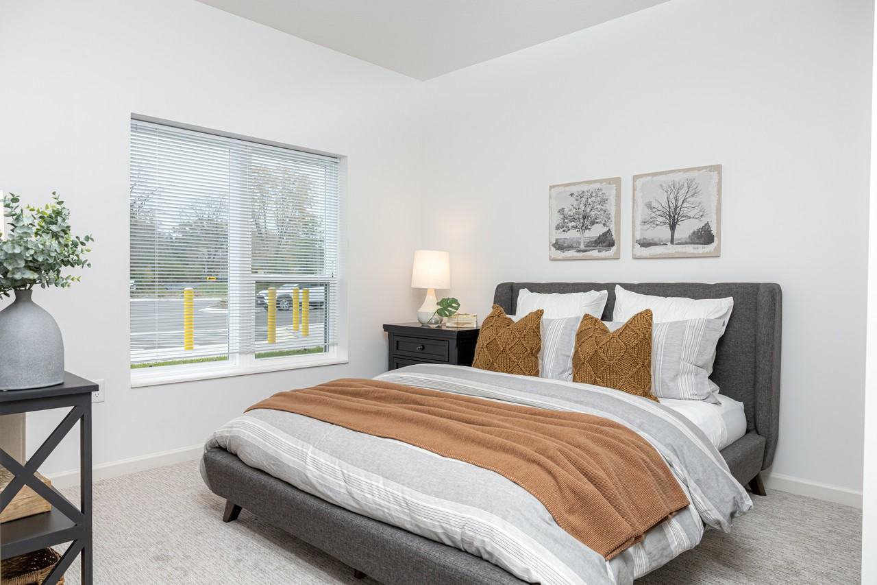 Londin Crossing - Photo 7 of 39