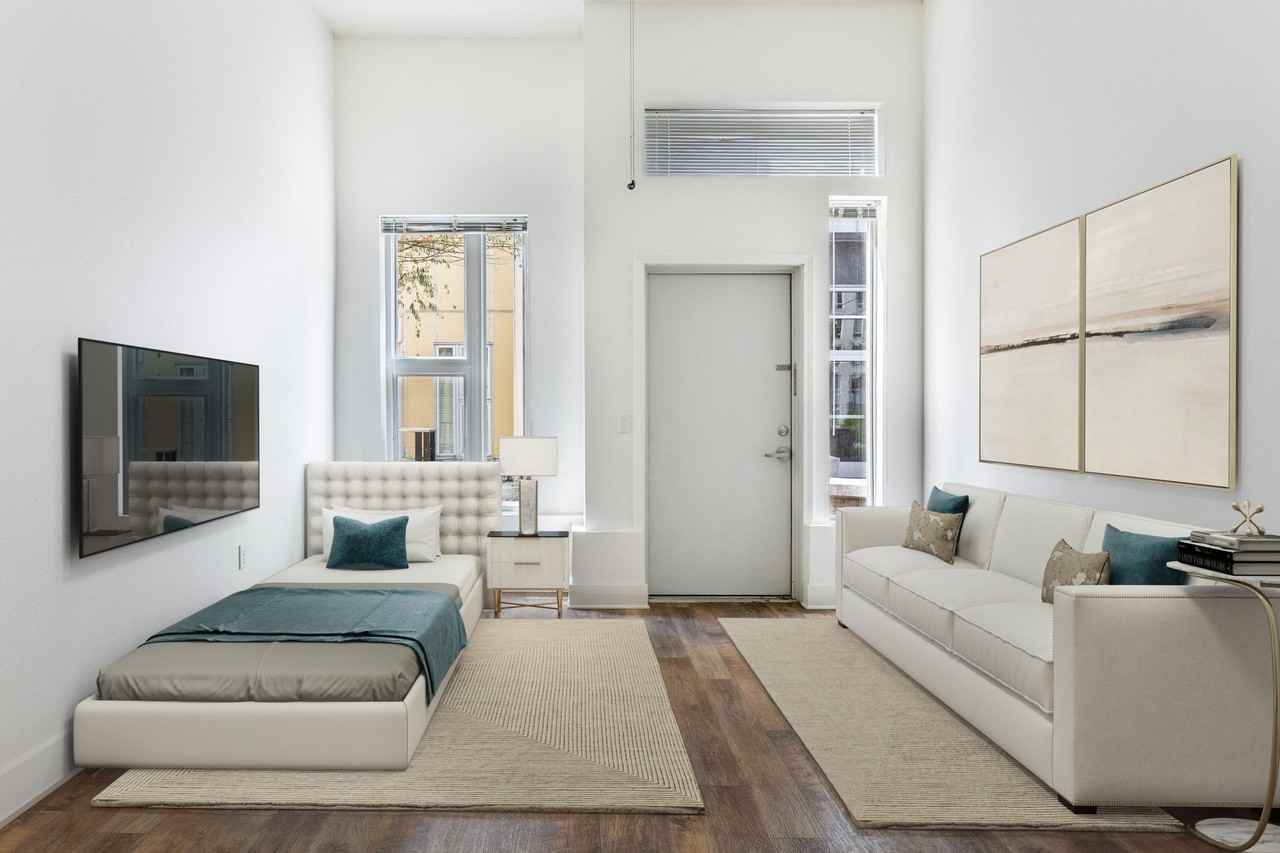 The Pearl Studios - Photo 4 of 31