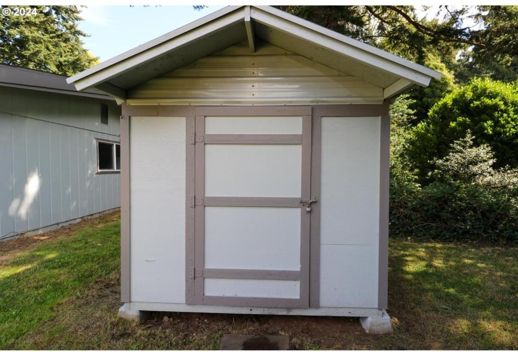 3629 Sheridan Ave - Photo 2 of 14