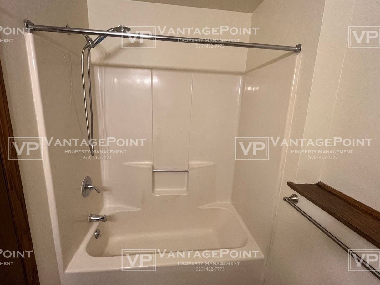 2973 Humboldt Rd - Photo 3 of 15