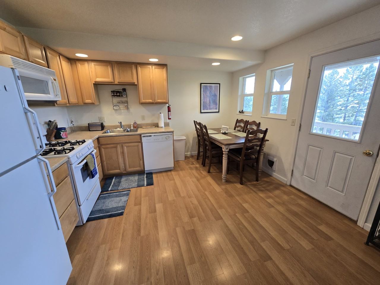 175 Pavillion Hill Ave #2 - Photo 2 of 6