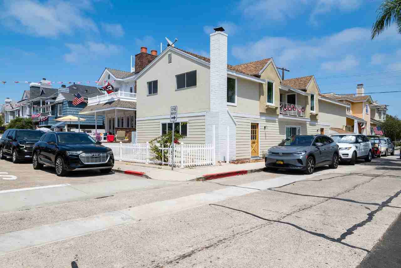 1000 Park Ave - Photo 2 of 22