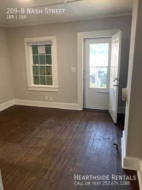 209B Nash St - Photo 2 of 8