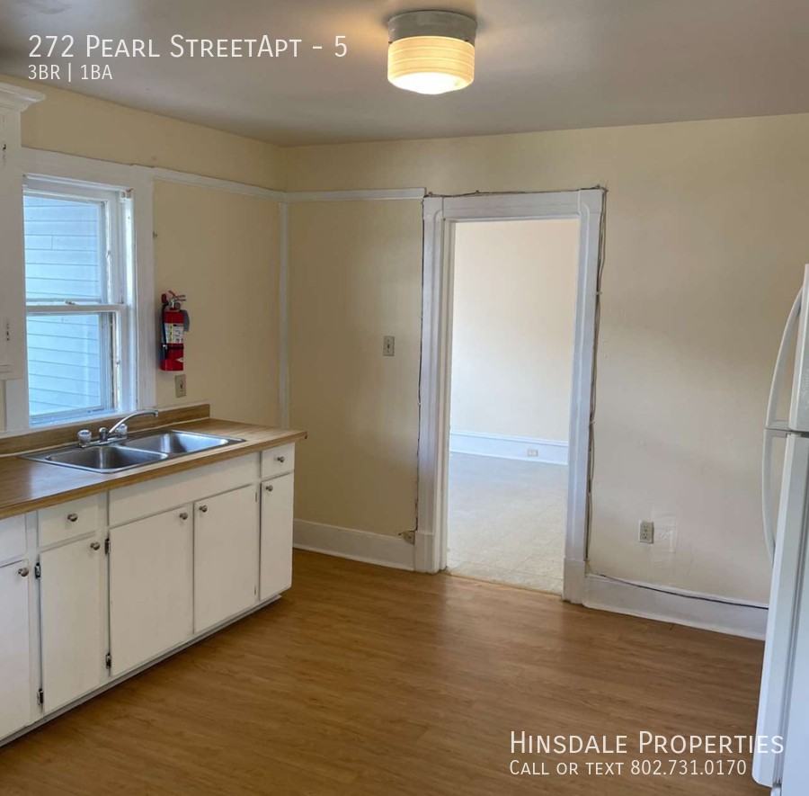 272 Pearl St #5 - Photo 2 of 8