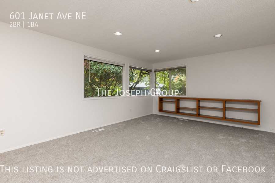 601 Janet Ave Ne - Photo 2 of 33