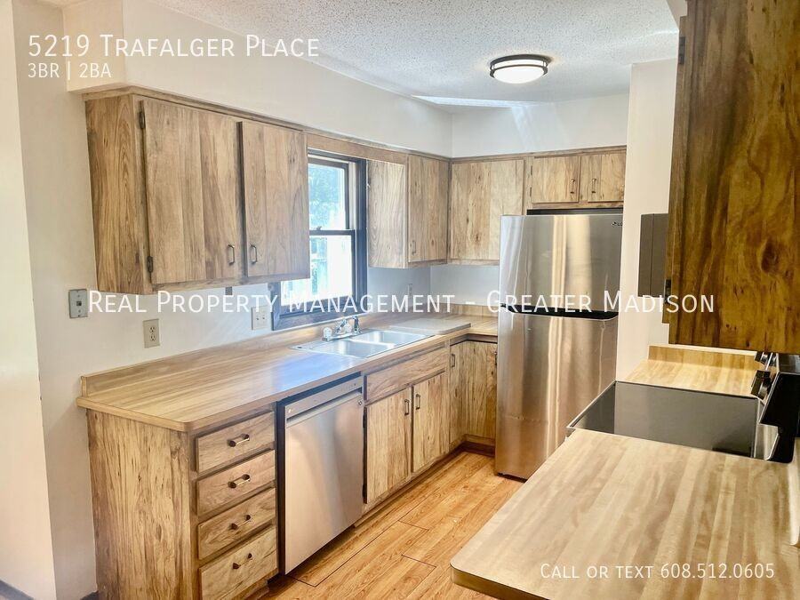 5219 Trafalger Pl - Photo 4 of 13