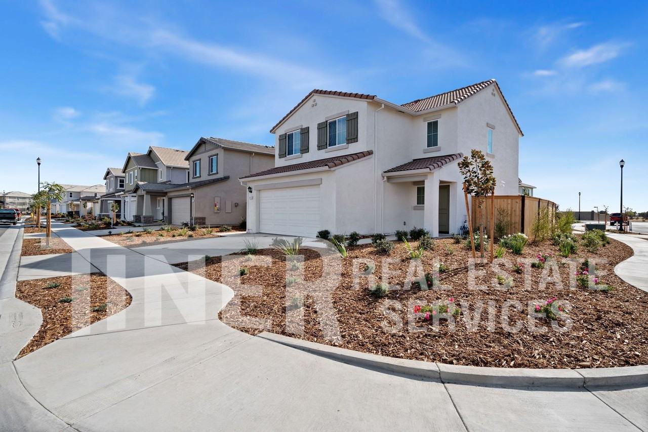 6113 Grazing Ranch Rd - Photo 3 of 27