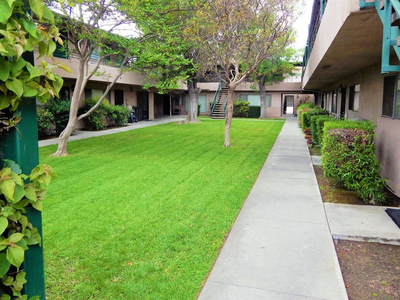 Casa Verde - Photo 2 of 12