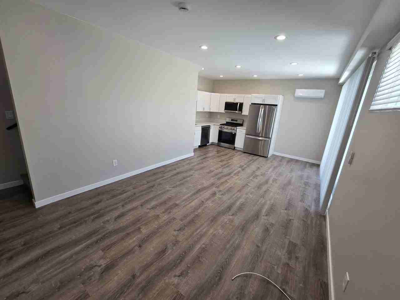 5051 Art St - Photo 6 of 19