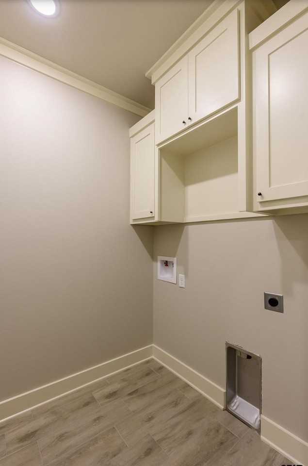 211 S Loveless St #NA - Photo 3 of 26