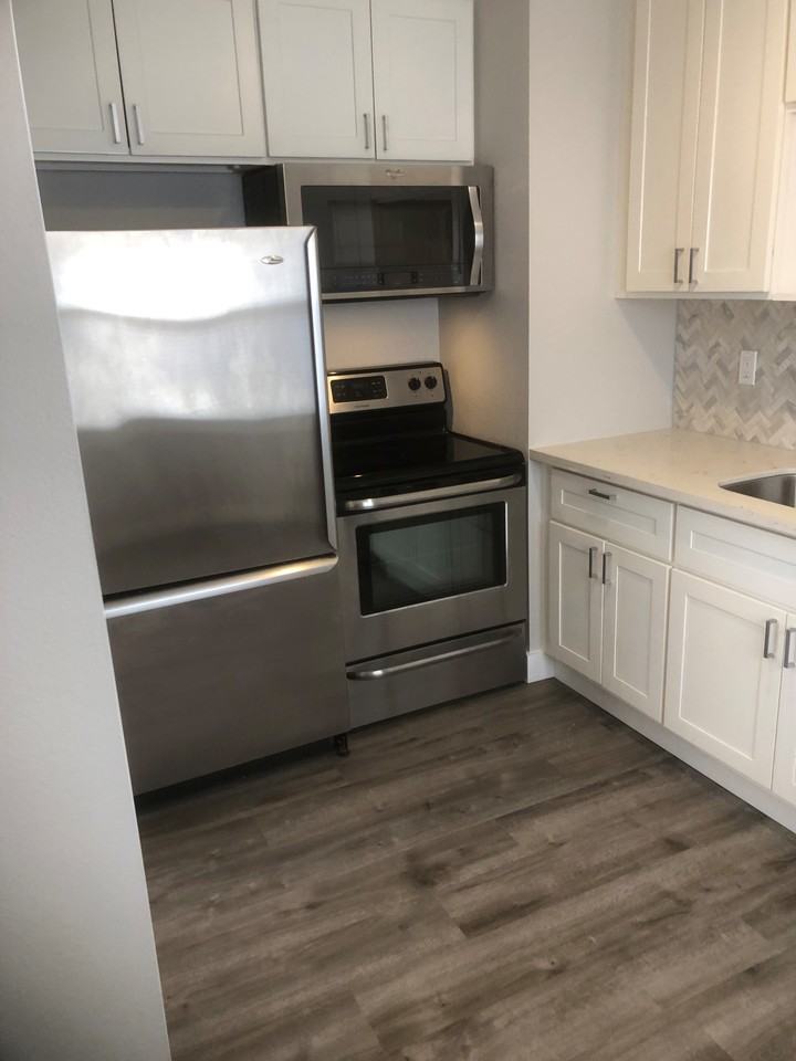 4514 N 30th St #NA - Photo 2 of 12