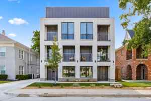 featured image of 3226 S University Dr