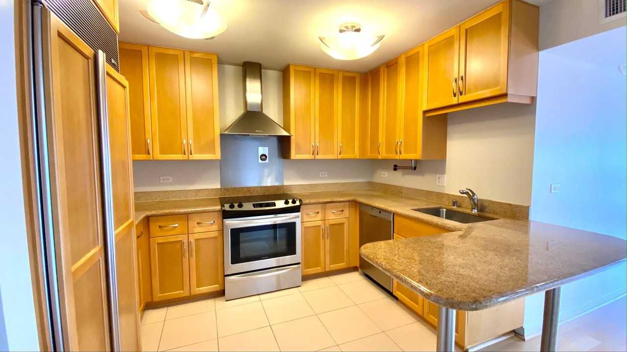 1296 Kapiolani Blvd #1002E - Photo 2 of 13