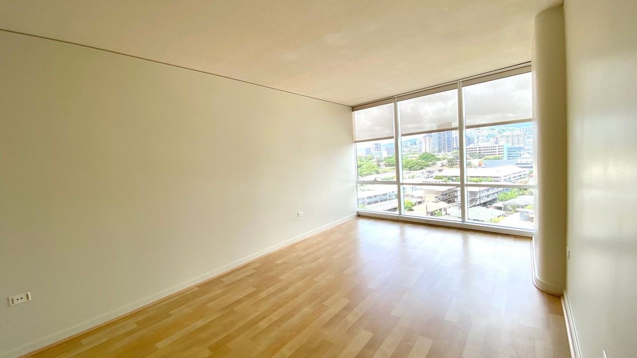 1296 Kapiolani Blvd #1002E - Photo 5 of 13