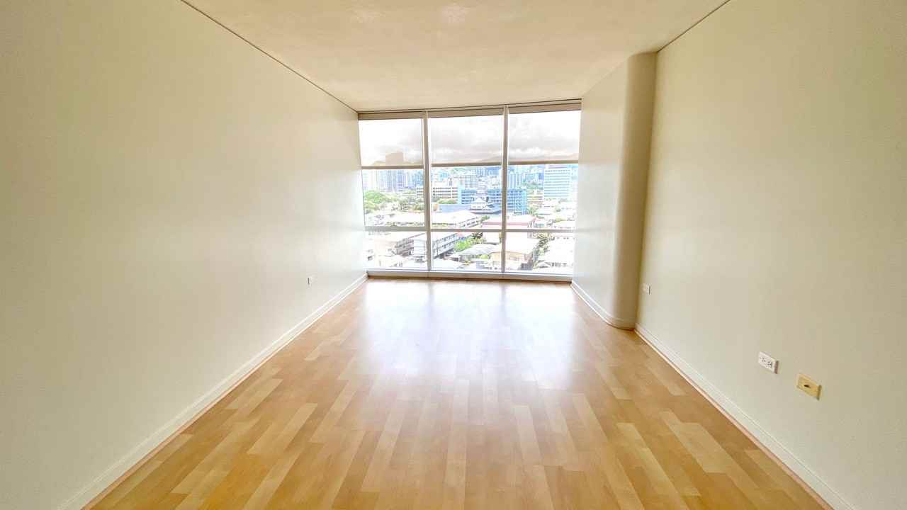 1296 Kapiolani Blvd #1002E - Photo 6 of 13