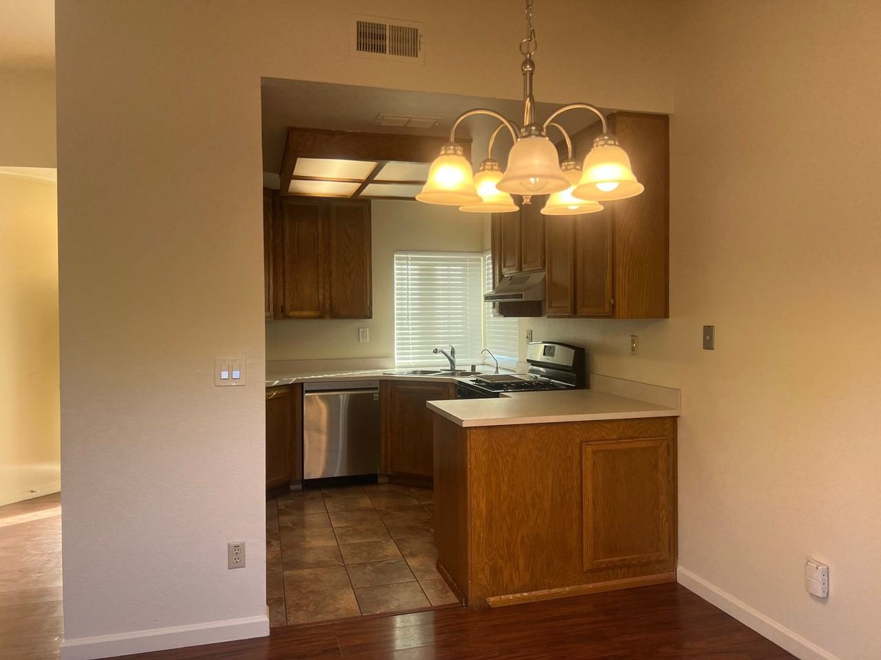 8129 Scenic Hills Way - Photo 7 of 18