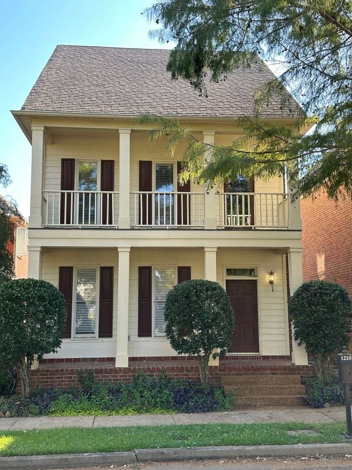 1210 Chapel Park Blvd - Photo 3 of 30