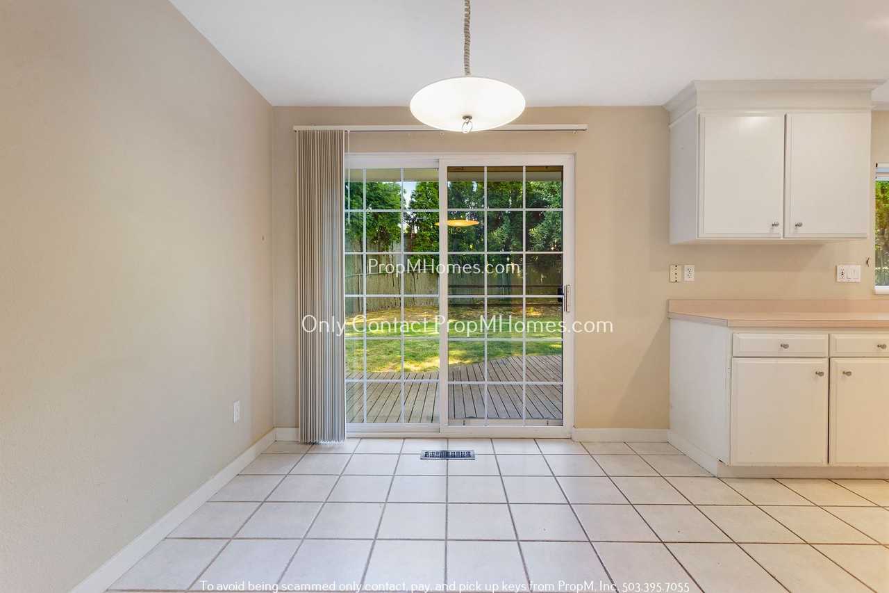 11165 Nw Mcdaniel Rd - Photo 6 of 24