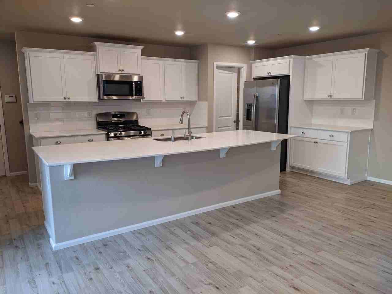 3368 Hoffman Hill Blvd - Photo 6 of 25