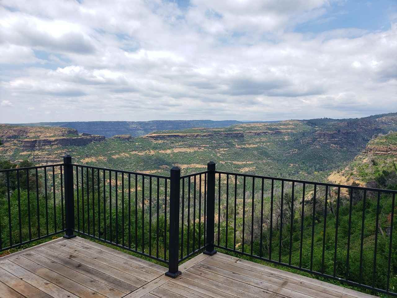 6190 Forty Oaks Lane - Photo 3 of 33