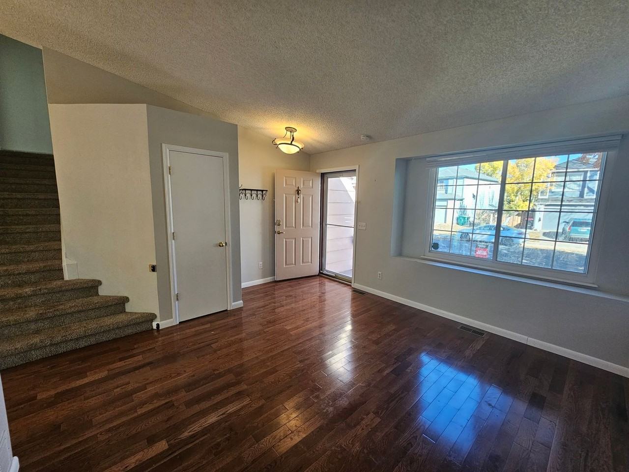 5145 Slickrock Dr - Photo 4 of 20