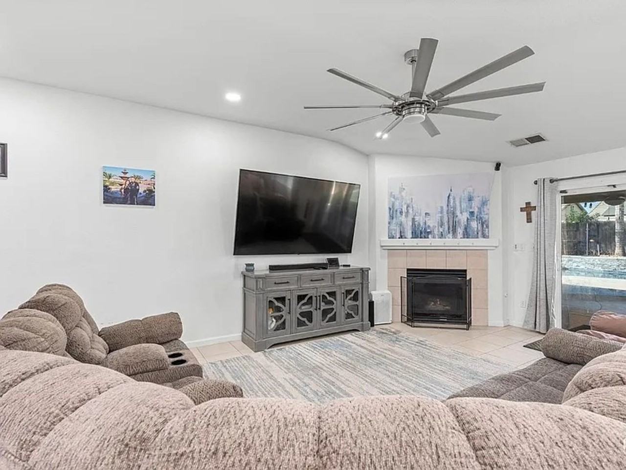 12218 Marla Ave - Photo 3 of 19