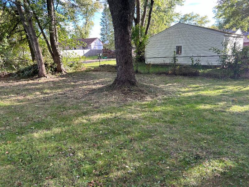 1007 Bryan Pl Nw - Photo 2 of 15