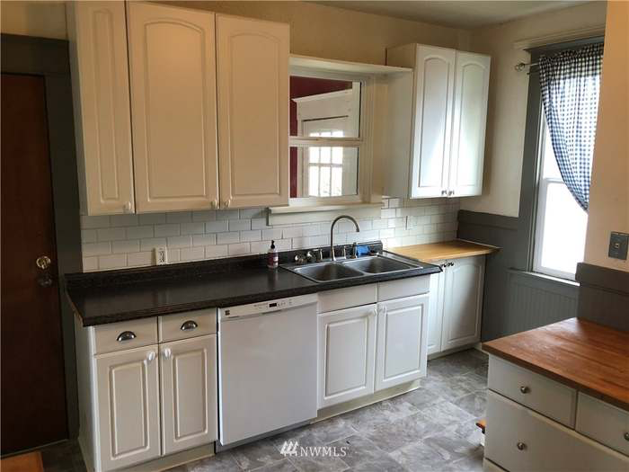 129 119th St S - Photo 2 of 10