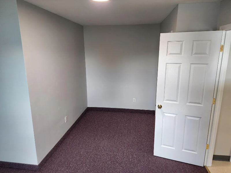 204 Grant Ave #14 - Photo 3 of 7