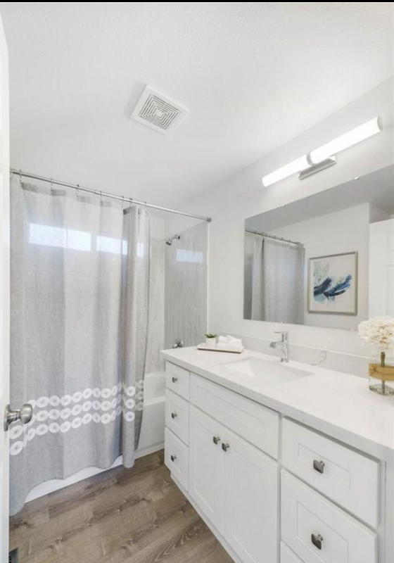 407 Tacoma Blvd - Photo 3 of 3