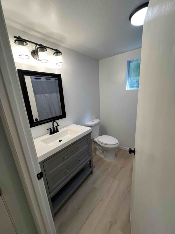 531 Ditmar Street #B - Photo 5 of 13