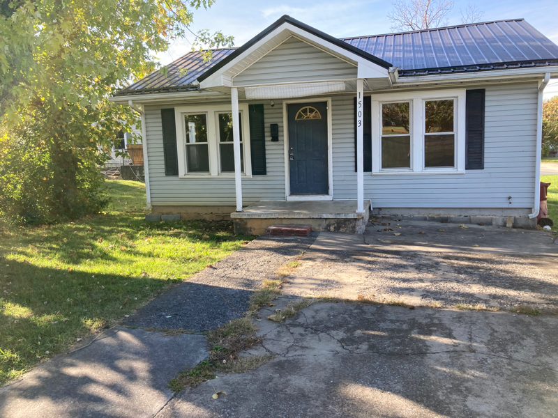 1503 E Millard St - Photo 2 of 12