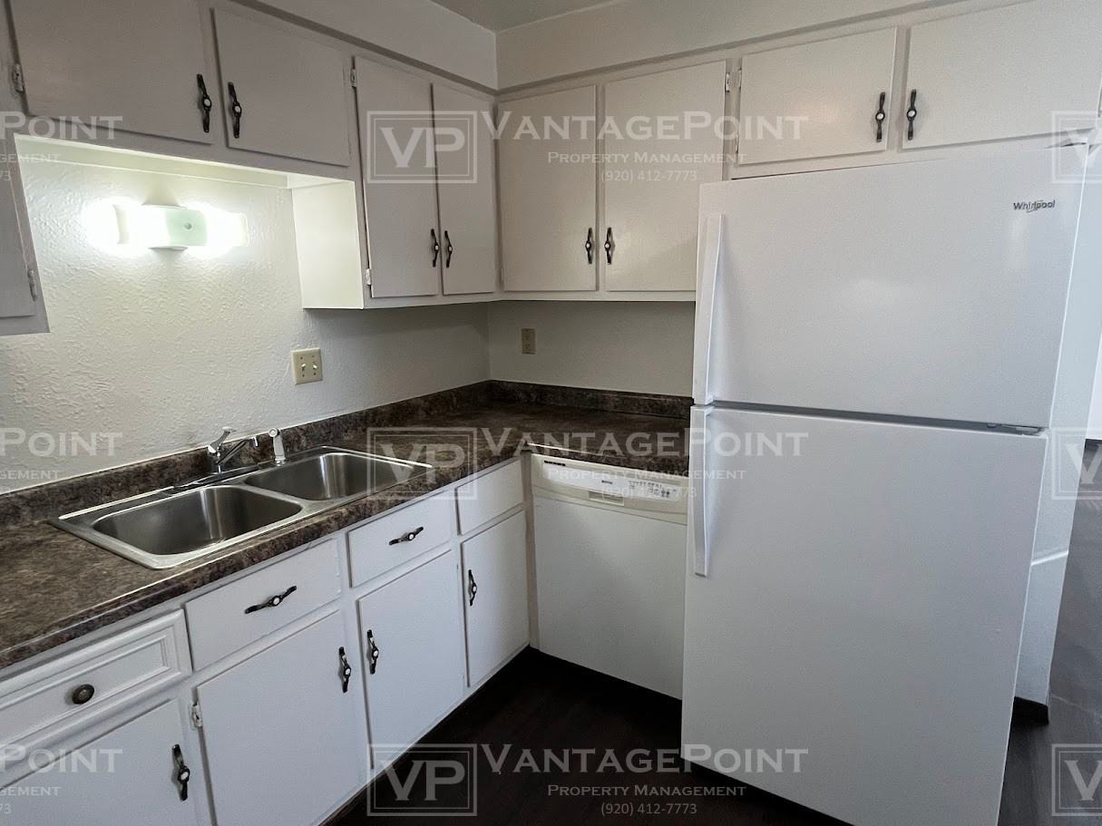 1624 Janice Avenue - Photo 3 of 11