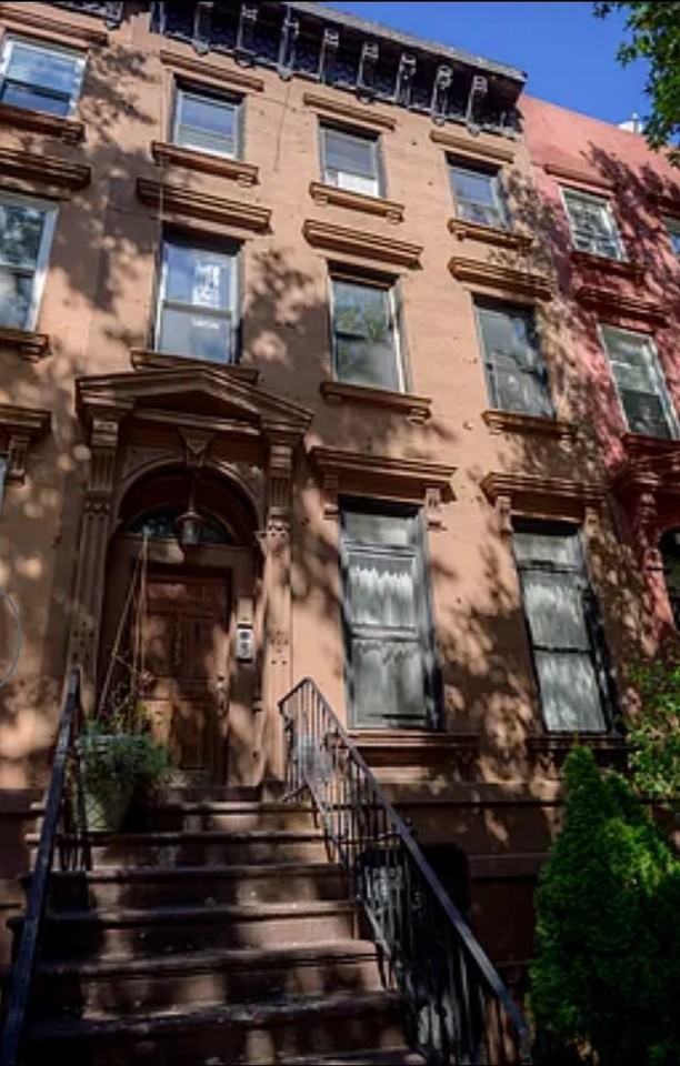 1545 Pacific Street - Photo 3 of 3